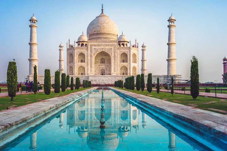 Mathura Vrindavan tour package with  Varanasi and Ayodhya